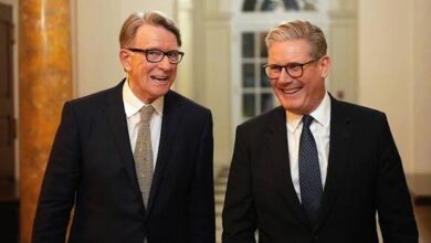 Epstein belgeleri İngiltere’yi karıştırdı: Mandelson Lordlar Kamarası’ndan istifa etti, hakkında soruşturma başlatıldı